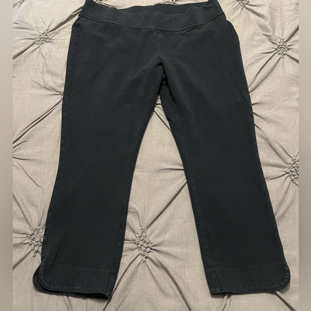 Lands End Women Capri’s Med 10/12